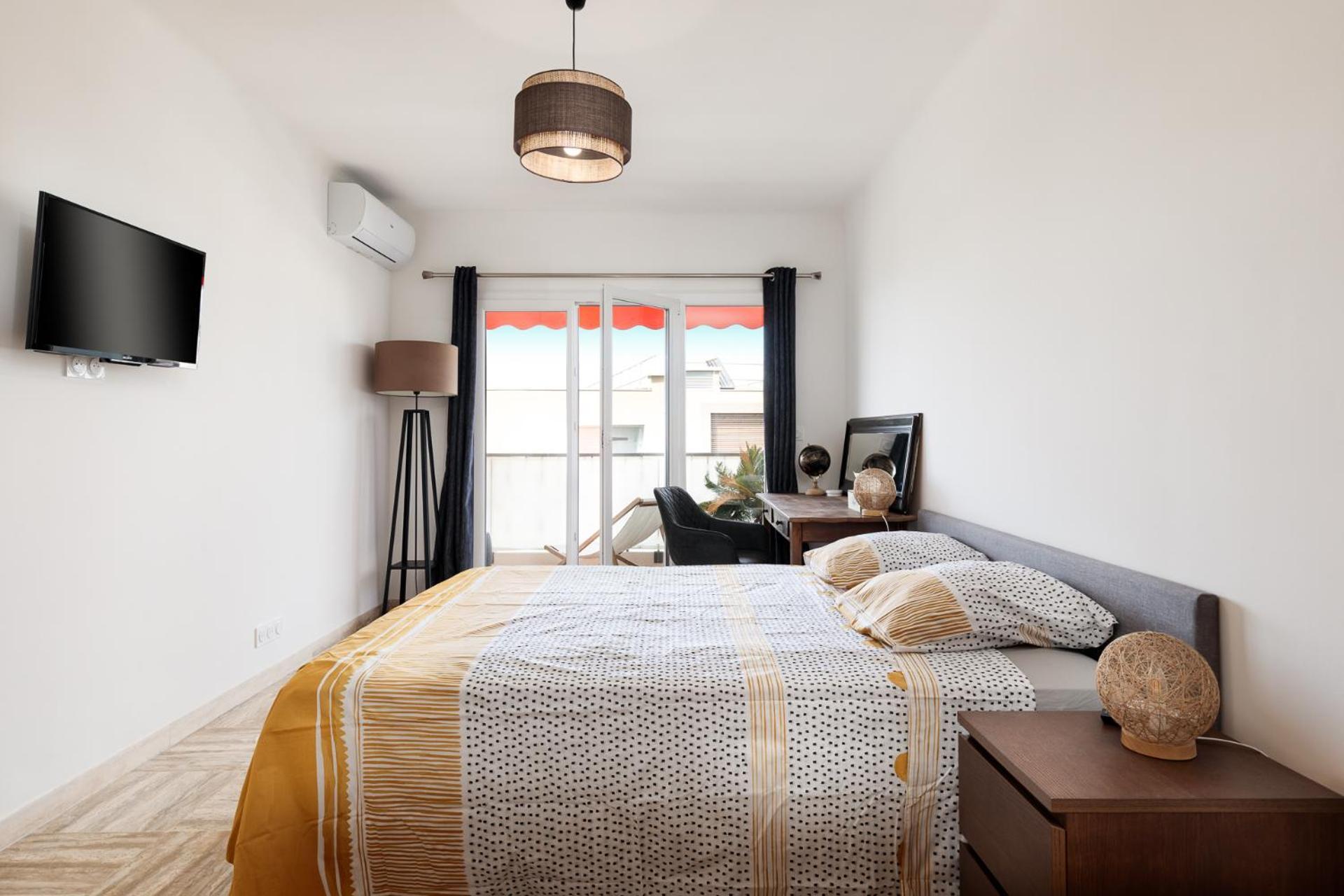 Spacieux Appartement De 114 M2 A 5 Min Des Plages - Proximite Tous Commerces Et Transports Antibes Bagian luar foto