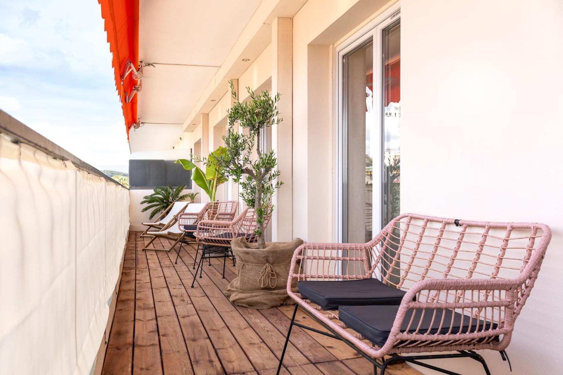 Spacieux Appartement De 114 M2 A 5 Min Des Plages - Proximite Tous Commerces Et Transports Antibes Bagian luar foto